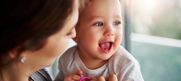 Premiers mots bébé : A quel âge bébé parle ?