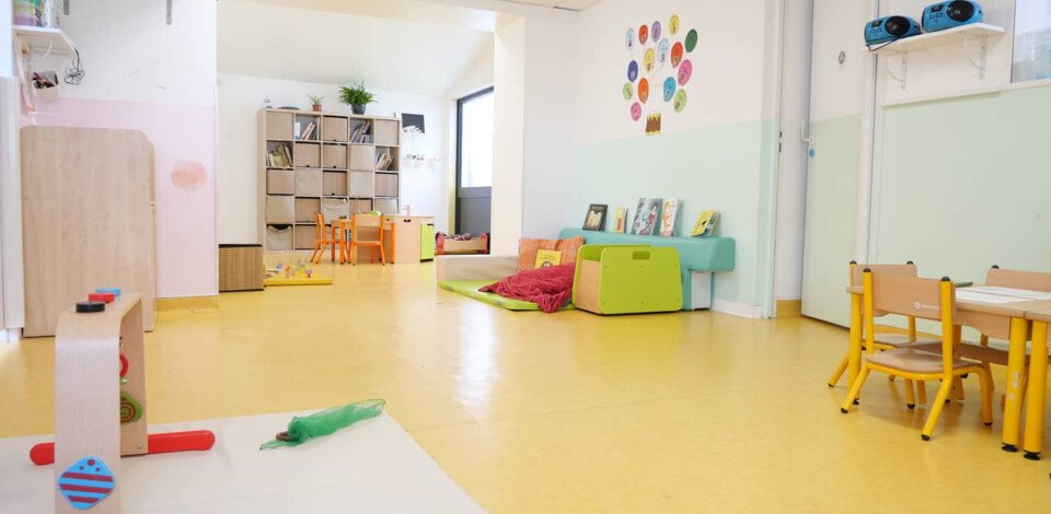 Crèche Nantes bercelune people&baby espace de vie enfants bébé jeux