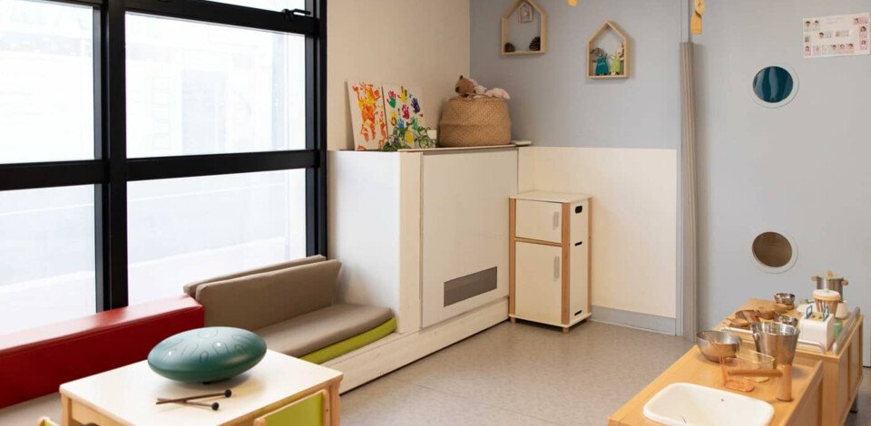 Crèche Asnières sur Seine Lilas people&baby espace de vie bébé enfants jeux pédagogie