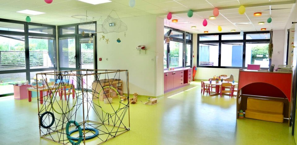 Crèche Saint Thegonnec Loc Eguiner people&baby espace de vie bébé enfant