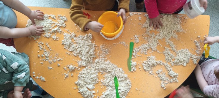 Recette maison de sable magique : DIY enfant