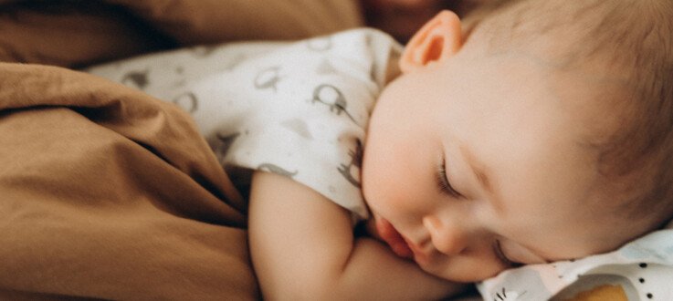 Régression du sommeil chez le bébé : comprendre et accompagner ces étapes délicates